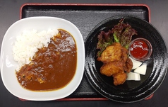 フライドチキンとカレー定食