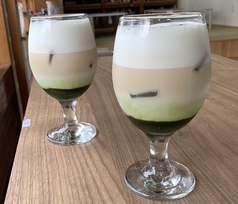 自家製抹茶シロップを使用した【抹茶モカ】