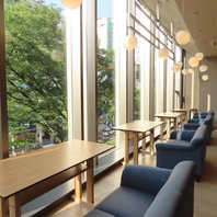 夜景の見える内装！