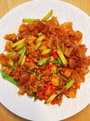 五目板春雨の和え物/特製醤油の牛スネ肉煮込み/牛肉の辛口和え/牛アキレス腱の香味和え