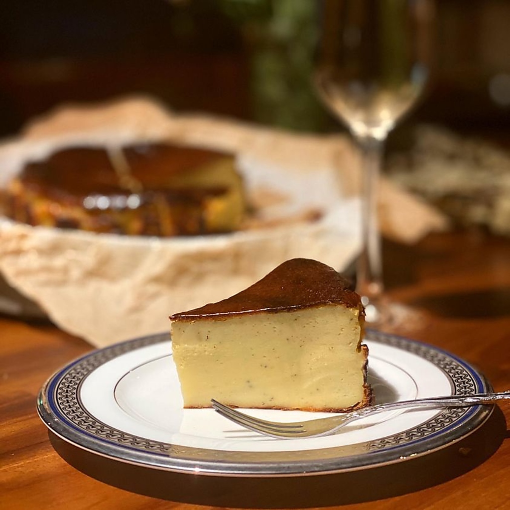 チーズ好きに捧げる、濃厚バスクチーズケーキ！素材選びから、とことんこだわっています