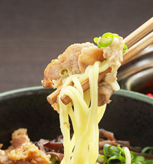 【人気！ミニラーメン】焼肉屋さんが本気で作る美味しいラーメンの写真