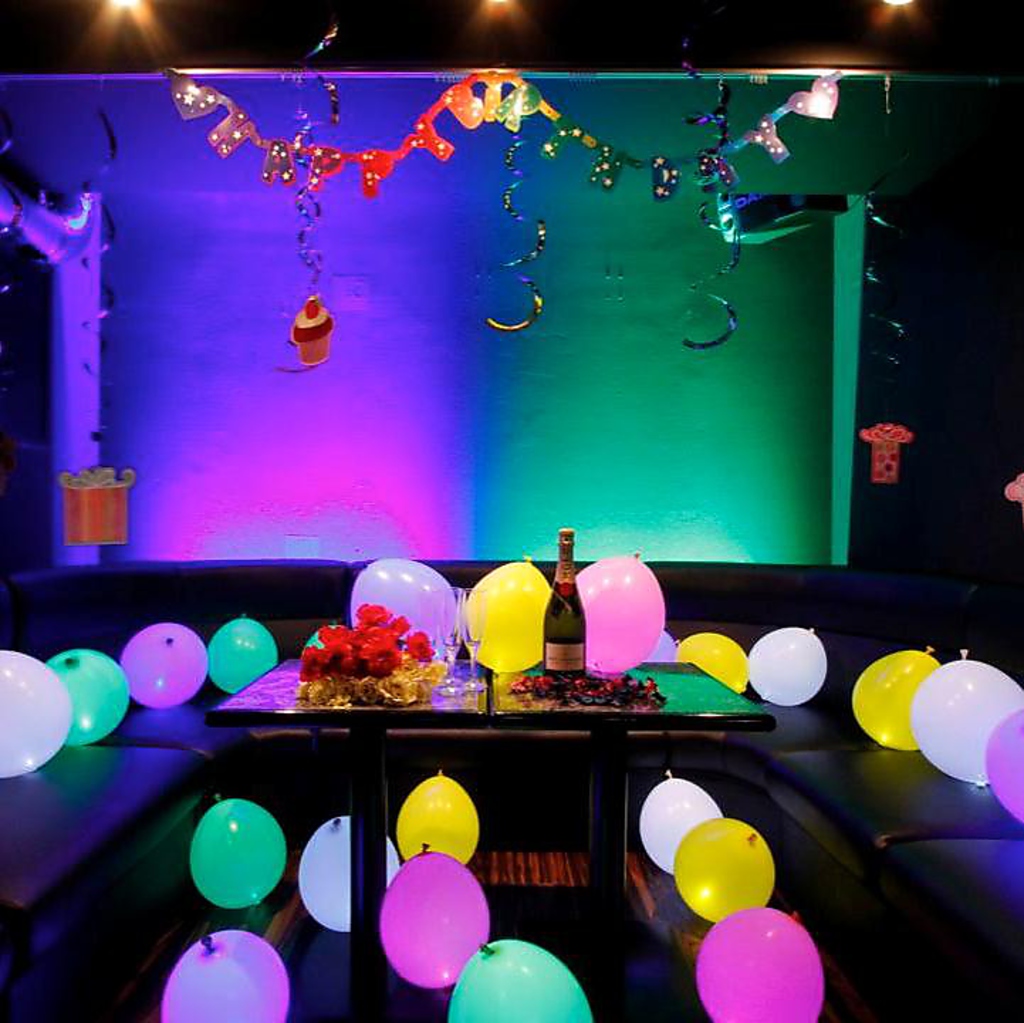 カラオケ付き完全個室で楽しめるPARTYスペース！店内装飾や持ち込み等もご相談OK！