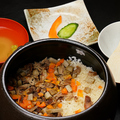 料理メニュー写真&nbsp;地鶏釜飯　2人前
