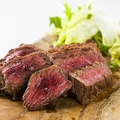 料理メニュー写真&nbsp;赤身肉のステーキ