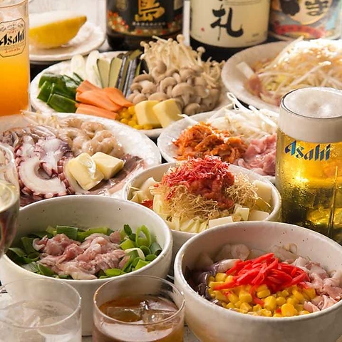 下町伝統の味を真心込めてお届け◎秘伝出汁が香るもんじゃと鉄板焼きを召し上がれ♪