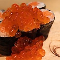 炙りサーモンとびっこ
