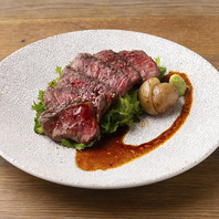 厳選ワインと肉料理をカジュアルに味わう