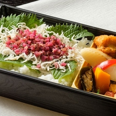 釜揚げしらす カリカリ梅弁当