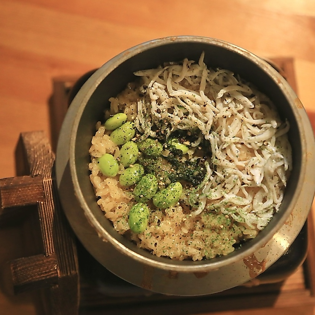 おすすめは京都府の特別栽培米コシヒカリを使った絶品釜めし！一度ご賞味ください。