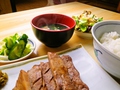 料理メニュー写真 牛タン焼き定食