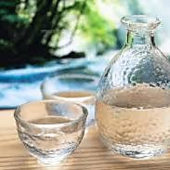 店主の選りすぐりの美味しい地酒と厳選日本酒☆