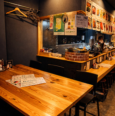 【全席喫煙可】汁パスタと小皿料理大衆洋酒場ニャンコの雰囲気2