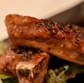 料理メニュー写真&nbsp;絶品スペアリブ