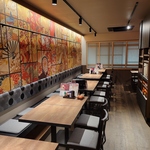 2階席はテーブルをご用意。少人数宴会にもおすすめです！