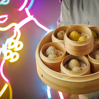 クーポン利用で食べ飲み放題１０名以上は１名様分無料！