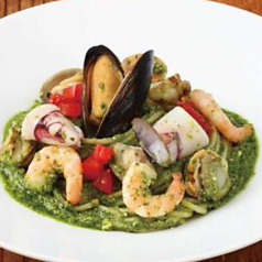 魚介入りバジルソースパスタ ジェノベーゼ