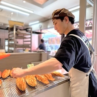 パン・バーガー・コーヒーの専門店が集うマーケット！
