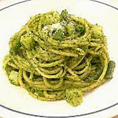 自家製バジルソースのパスタ