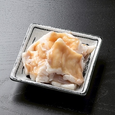 口の中でとろける絶品！近江牛大トロてっちゃんの写真