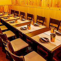 【新宿で飲み会なら♪】ソファ席もあるので落ち着いたオトナな癒しとくつろぎの空間をお過ごしいただけます♪誕生日月・記念日特典も大好評!オーナーのこだわりが詰まった店内。普段使いはもちろん、特別な日にも楽しい時間をお過ごしいただけるお店です♪