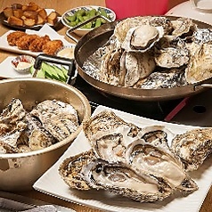 人気の牡蠣食べ放題！牡蠣ガンガン焼き、生かき、カキフライの写真