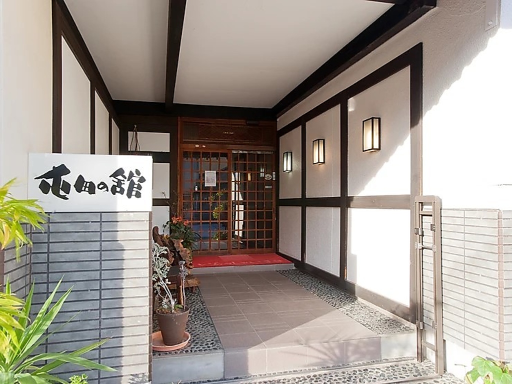 いわき駅より徒歩約8分の海鮮料理が楽しめる居酒屋です。コース料理もご用意しております。