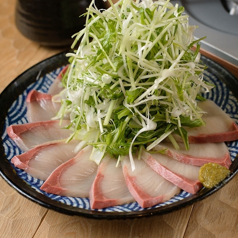 ゆったり空間で味わう贅沢な海の幸。厳選した焼酎・日本酒と一緒に堪能！