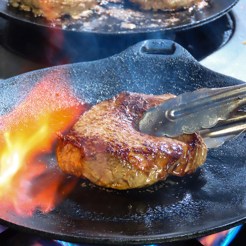 STEAK STADIUM Xe[LX^WA