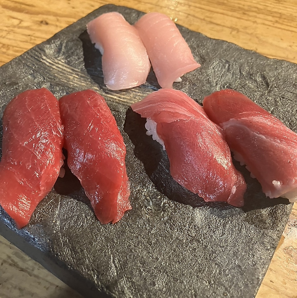鮪と言えば、、、堀蔵！脂ののった本マグロ中トロがおすすめ！！