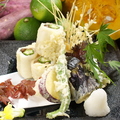 料理メニュー写真 鱧の梅肉大葉包み天ぷら