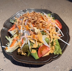 カニカマとびっこ彩りサラダ