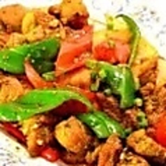 【タイ】豚のハーブ炒め