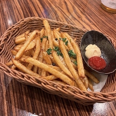 フライドポテト（海苔塩、バター醤油、塩）