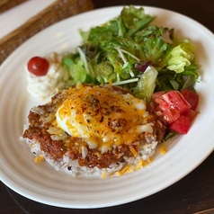 [メイン料理]黒毛和牛のピリ辛タコライス　(Cafeご飯セット/Cafeご飯)