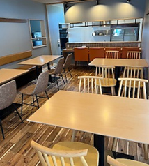 4席ございます。お1人様もゆっくりお食事いただけます☆　カップルにも◎