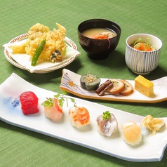 鮨割烹みどりのコース写真