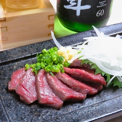 馬刺し