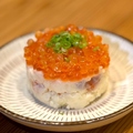 料理メニュー写真 鮭親子の宝石ポテトサラダ