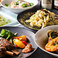 季節や仕入れによって毎月多彩に替わるおすすめメニュー