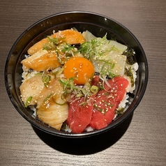 海鮮ユッケ丼