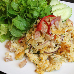 ネームカーオ(ラオス豚と米のミックスサラダ)