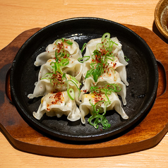 【期間限定】九州産青唐辛子の鉄板一口餃子