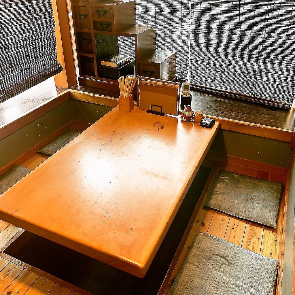 人気の完全個室は1室のみ。プライベート空間があり、ごゆっくり会話や食事をお楽しみいただけます。