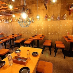 おしゃれなテーブル席は使い勝手色々☆