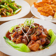 ディナータイムは中華料理メインにご提供◆