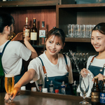 カウンター席はバー感覚でお過ごしいただけます