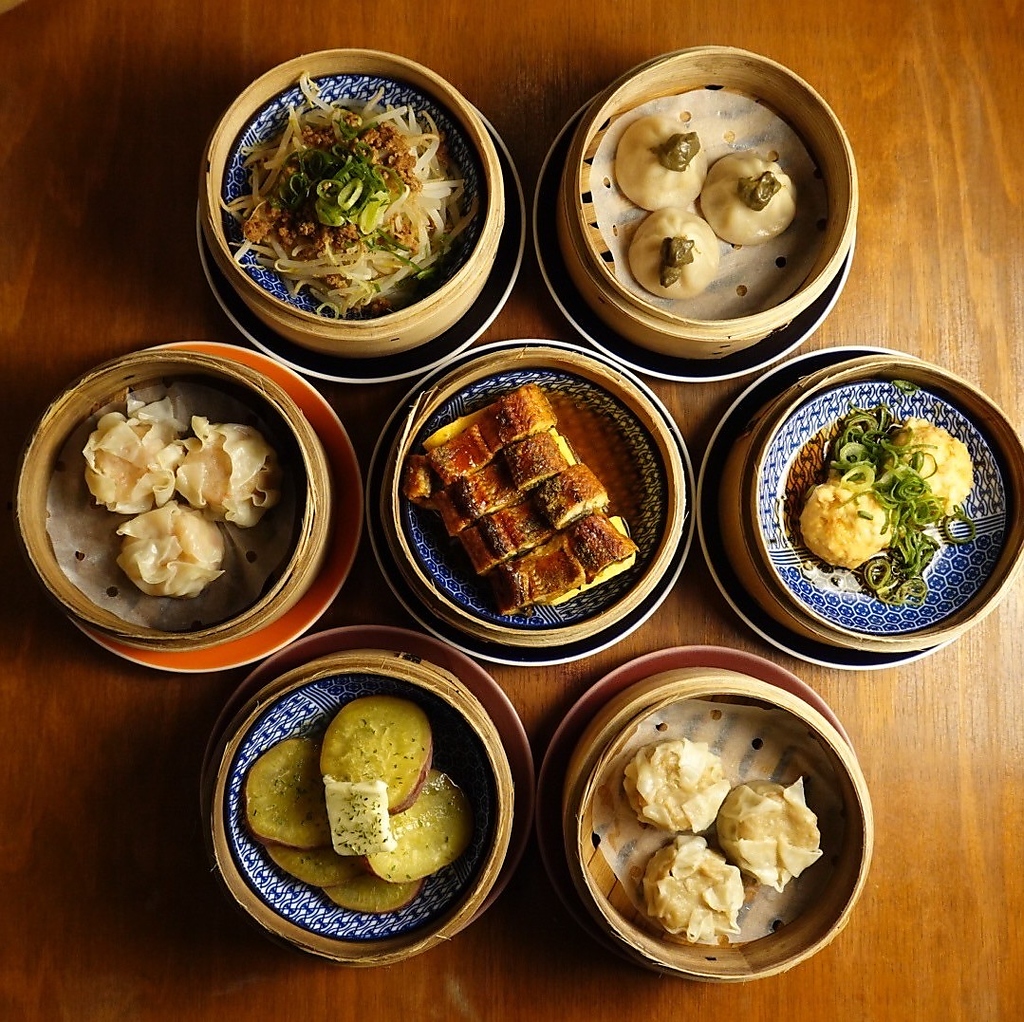 小籠包・焼売・つくね・鰻・季節のお野菜など豊富なラインナップ