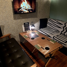 ２名様からご利用できる半個室の席です！カップルや周りを気にせず楽しみたい方におすすめです！