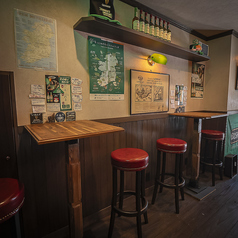 2名テーブルのお席を1席ご用意しております。